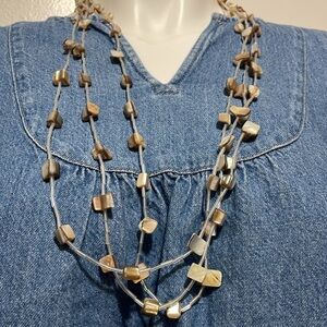 Large necklace mother of pearl